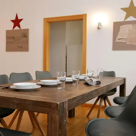 Mozart Apartment *